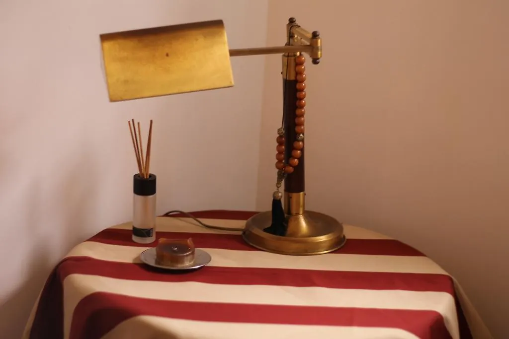דירות ליסבון Bairro Alto House, By Timecooler